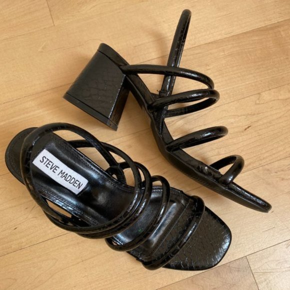 Steve Madden NEW Strappy sandal block heel Black - Picture 2 of 5